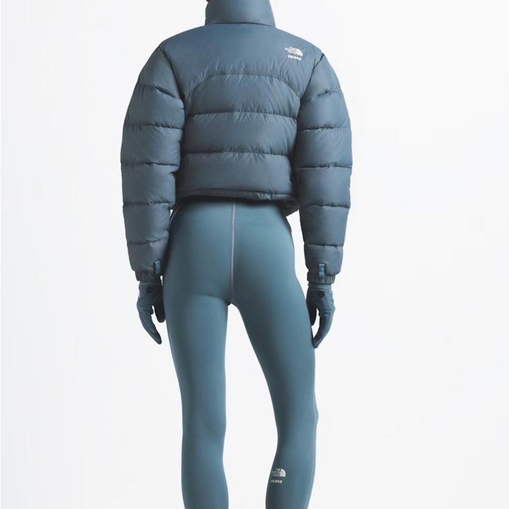 NEW NORTH FACE X SKIMS 2000 NUPTSE JACKET KYANITE size XL - Picture 4 of 6